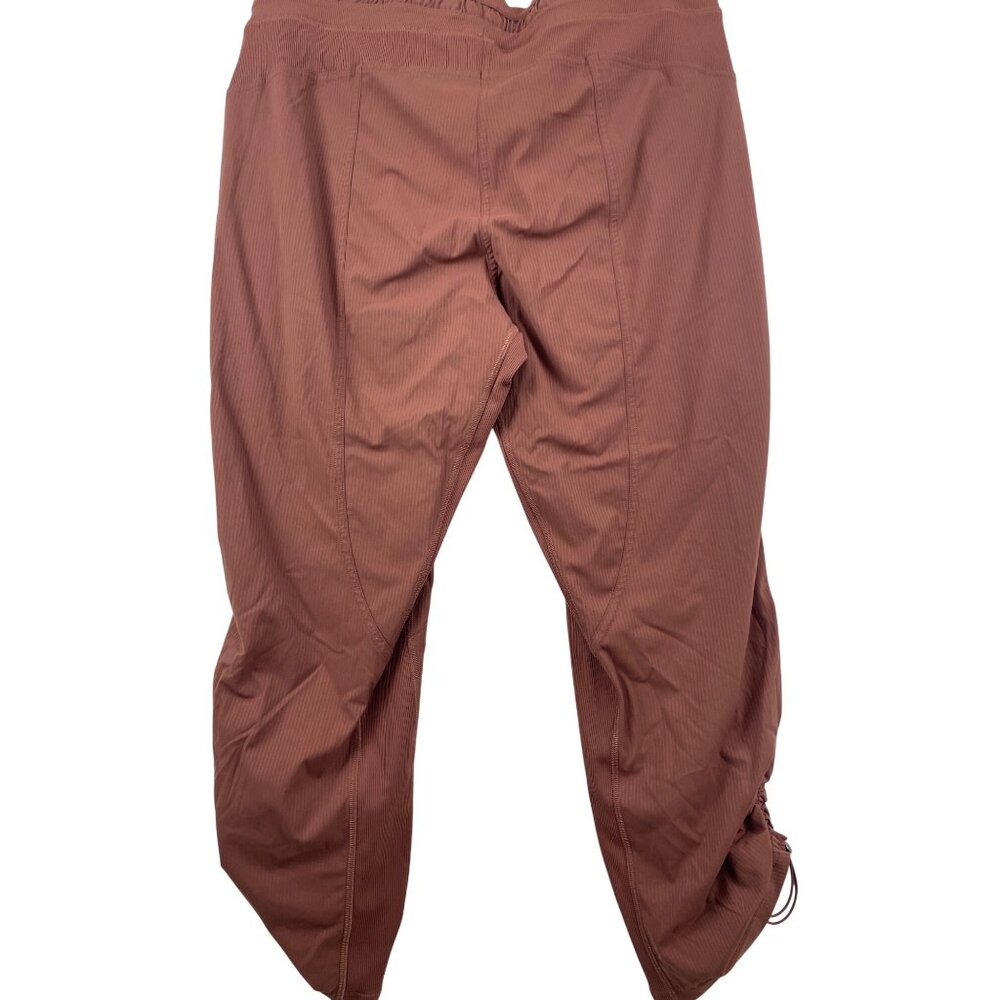 Lululemon Women's 14 Dance Studio Crop Pant Brown Athleisure Yoga - Picture 6 of 7